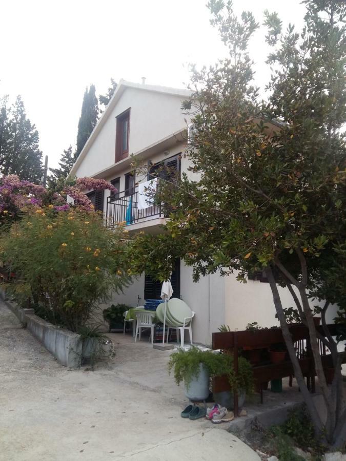 דירות סוטיבאן Manda Ljubetic מראה חיצוני תמונה